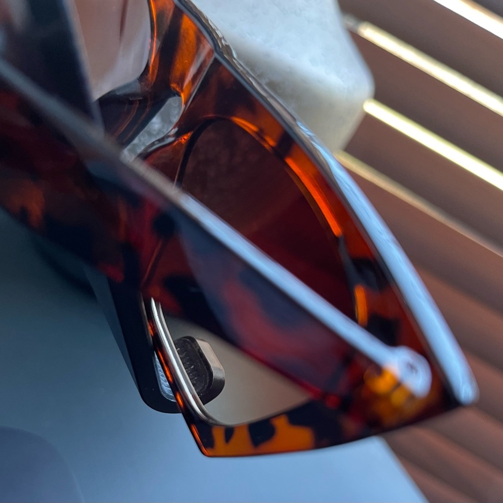 Tortoise Shell Square Sunglasses - Picture 3 of 8